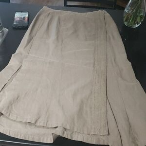 Elegant Tan Skirt